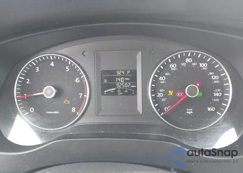 2014 Volkswagen Jetta 1.8T Se z USA, uszkodzony, nr VIN 3VWD17AJ1EM336613